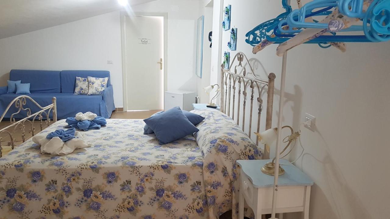 أسشيا B&B Kalinikta الغرفة الصورة