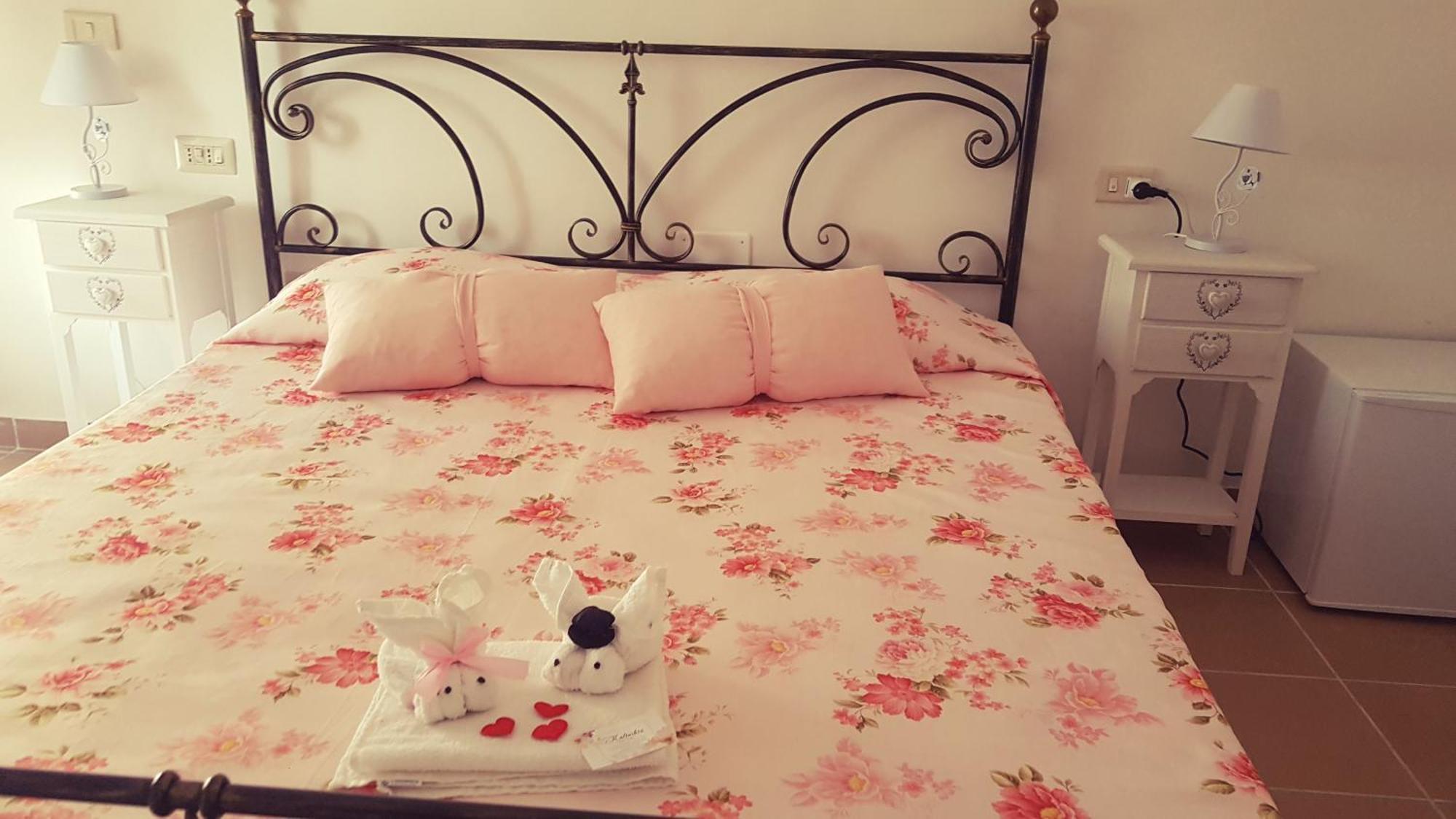 أسشيا B&B Kalinikta الغرفة الصورة